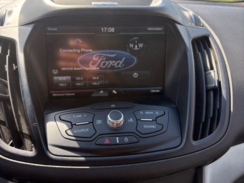 Used 2014 Ford Escape SE w/ Equipment Group 201A FWD image 10