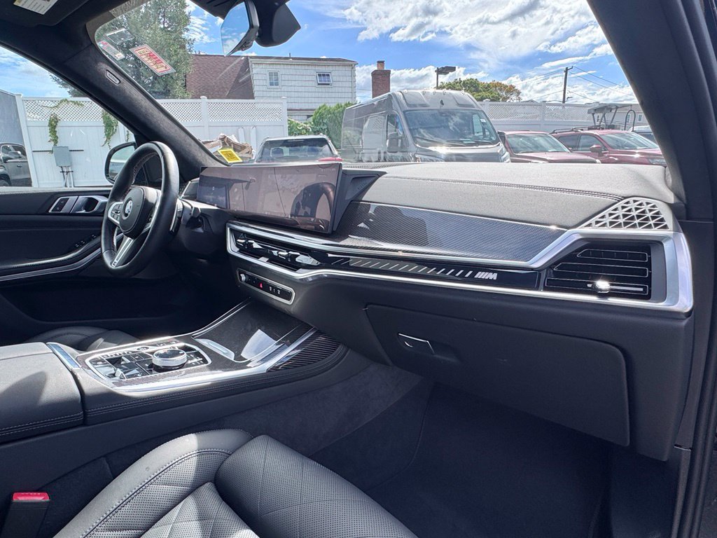 Used 2026 BMW X7 M60i AWD/4WD image 19