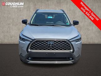 Used 2025 Toyota Corolla Cross XLE AWD/4WD video 2