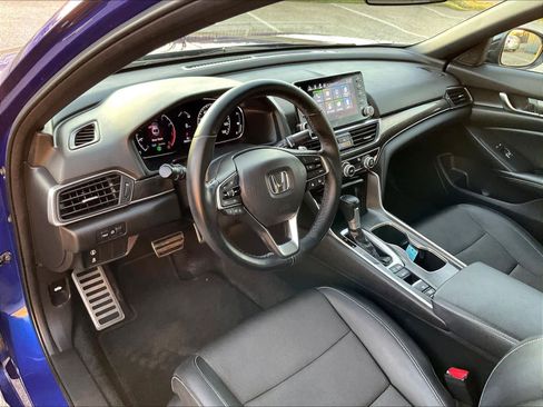 Used 2022 Honda Accord Sport image 7