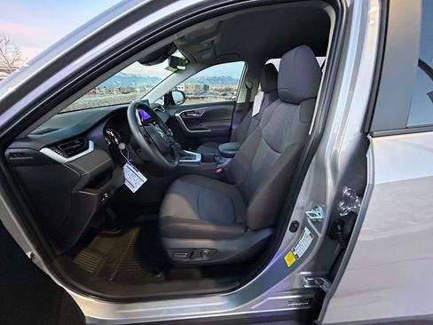 Used 2025 Toyota RAV4 XLE image 11