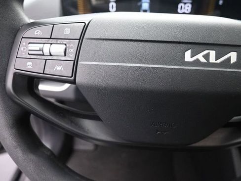 Used 2025 Kia K4 FWD image 15