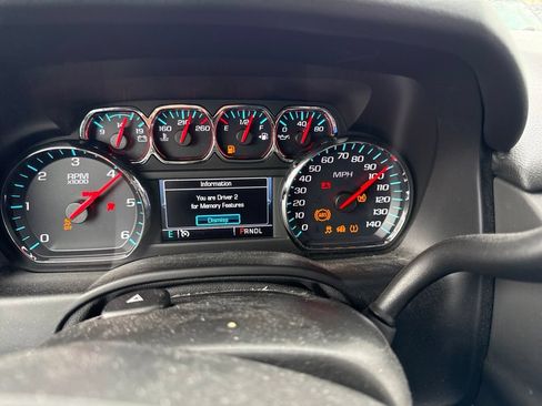 Used 2020 GMC Yukon SLT w/ Open Road Package AWD/4WD image 9
