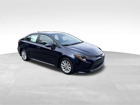 New 2026 Toyota Corolla LE FWD image 4
