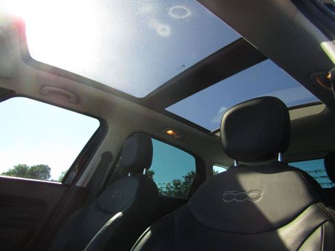 Used 2019 FIAT 500L Trekking FWD image 11
