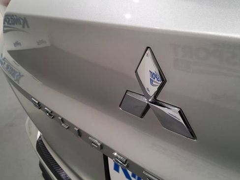 Used 2022 Mitsubishi Eclipse Cross ES FWD image 35