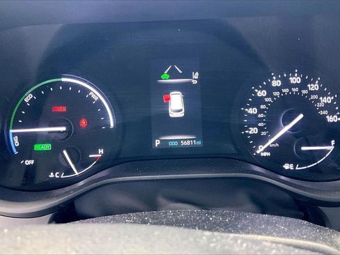 Used 2022 Toyota Sienna LE image 18