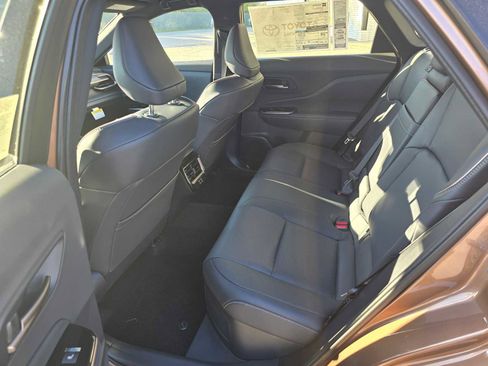 New 2025 Toyota Crown Signia image 16