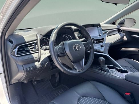 Used 2024 Toyota Camry SE FWD image 16