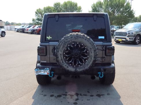Used 2019 Jeep Wrangler Unlimited Sahara AWD/4WD image 6