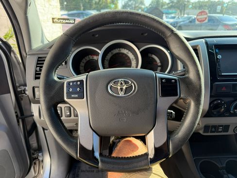 Used 2013 Toyota Tacoma 4x4 Access Cab V6 image 34