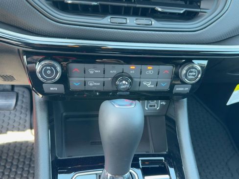 New 2026 Jeep Compass Latitude w/ Quick Order Package 29K image 26