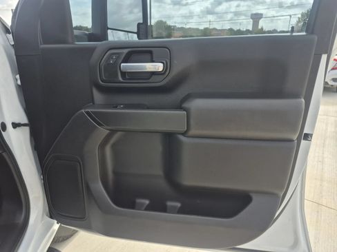 Used 2021 Chevrolet Silverado 2500 W/T w/ WT Convenience Package AWD/4WD image 18