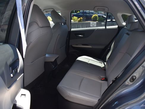 Certified 2024 Toyota Venza XLE AWD/4WD image 20