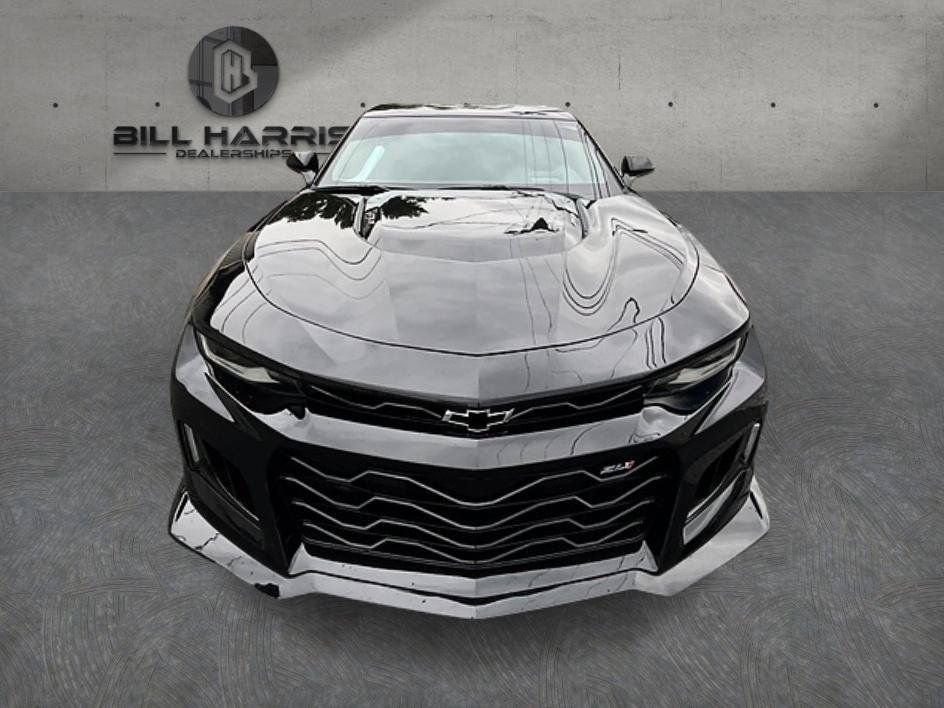 Used 2021 Chevrolet Camaro ZL1 RWD image 2