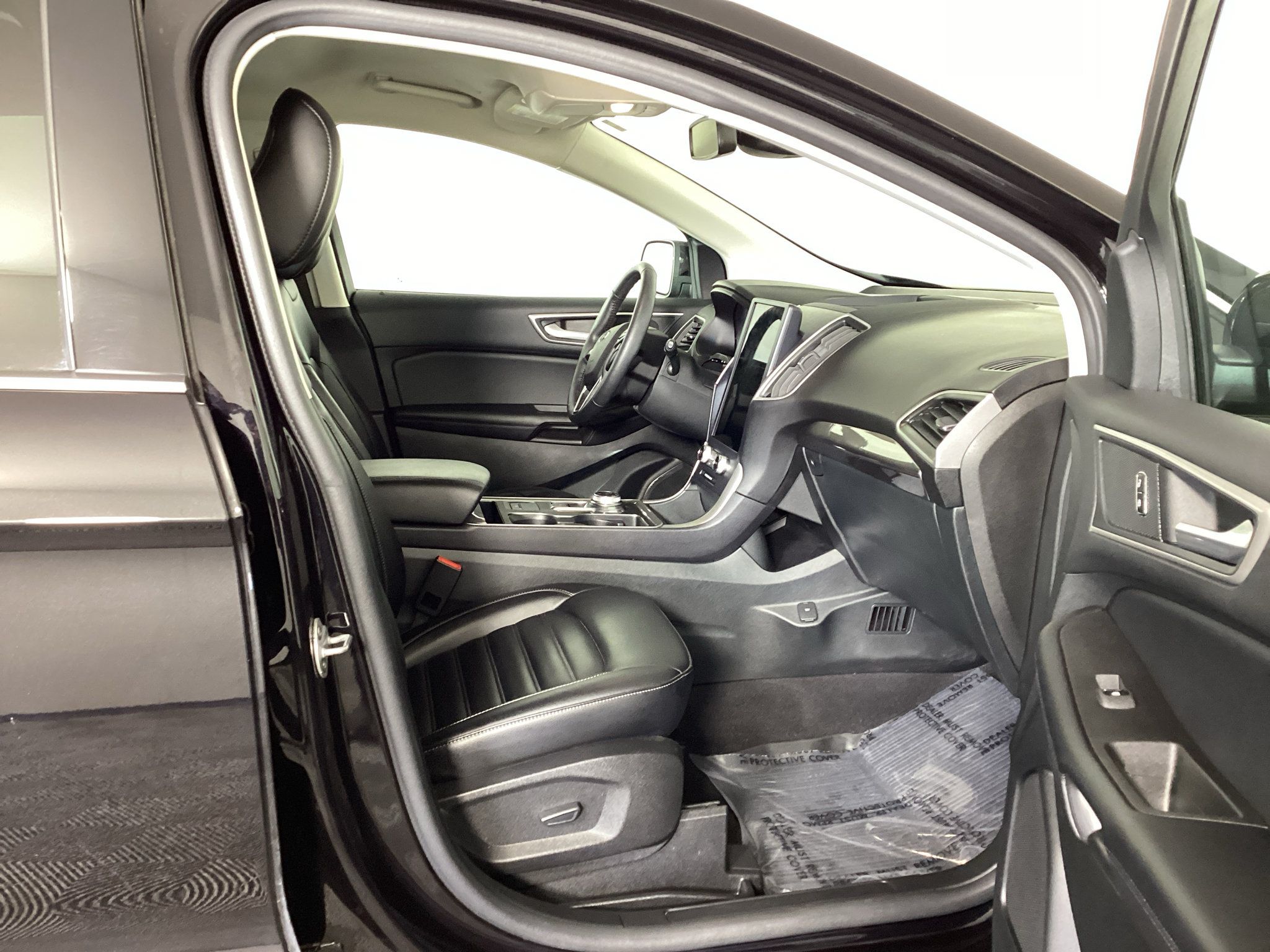 Used 2024 Ford Edge SEL w/ Convenience Package AWD/4WD image 9
