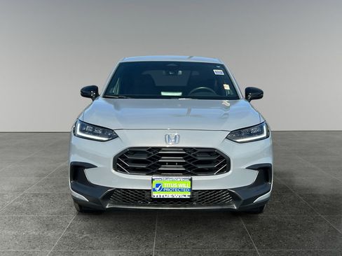 Used 2024 Honda HR-V Sport image 2