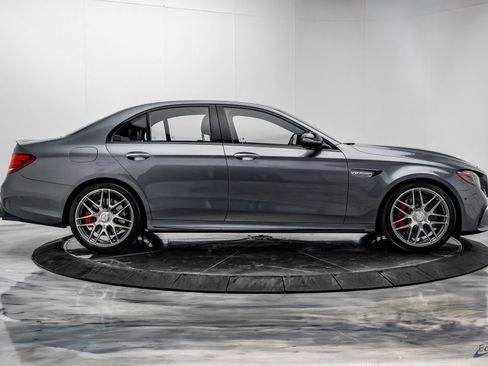 Used 2018 Mercedes-Benz E 63 AMG S image 20