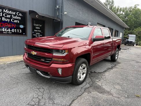 Used 2018 Chevrolet Silverado 1500 LT w/ All Star Edition AWD/4WD image 1