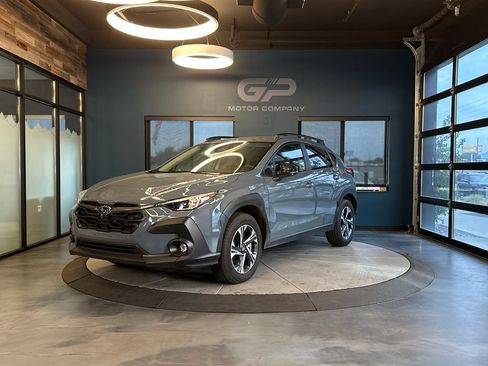 Used 2025 Subaru Crosstrek 2.5i Premium AWD/4WD image 7