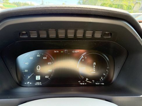 Used 2016 Volvo XC90 T8 Momentum w/ Vision Package AWD/4WD image 31