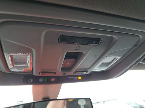 Used 2022 Chevrolet Silverado 3500 LT image 21