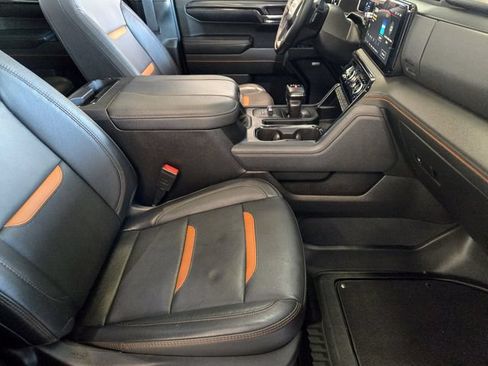 Used 2023 GMC Sierra 1500 AT4 w/ AT4 Premium Package AWD/4WD image 16