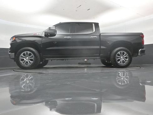 Used 2023 Chevrolet Silverado 1500 LTZ w/ LTZ Premium Package AWD/4WD image 50