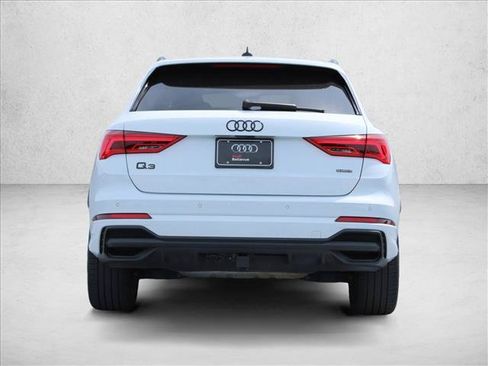 Used 2023 Audi Q3 2.0T Premium Plus w/ Premium Plus Package AWD/4WD image 8