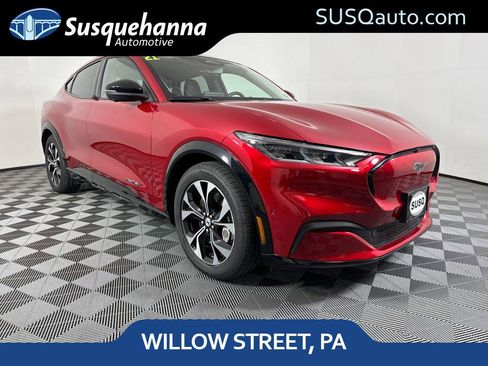 Used 2021 Ford Mustang Mach-E Premium image 1