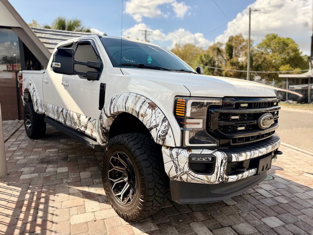 Used 2021 Ford F350 Lariat AWD/4WD image 4