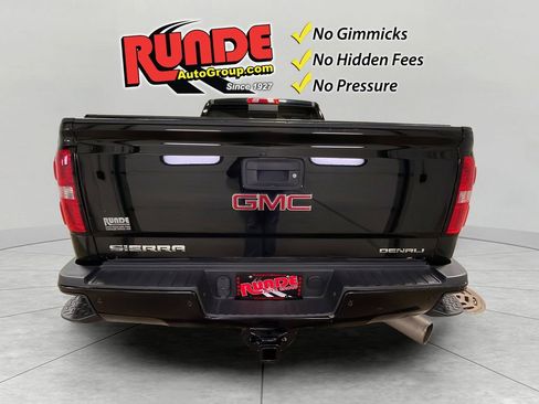 Used 2015 GMC Sierra 2500 Denali w/ Duramax Plus Package image 5