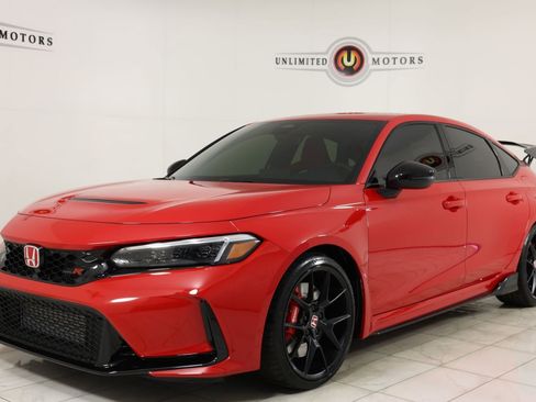 Used 2024 Honda Civic Type R image 5
