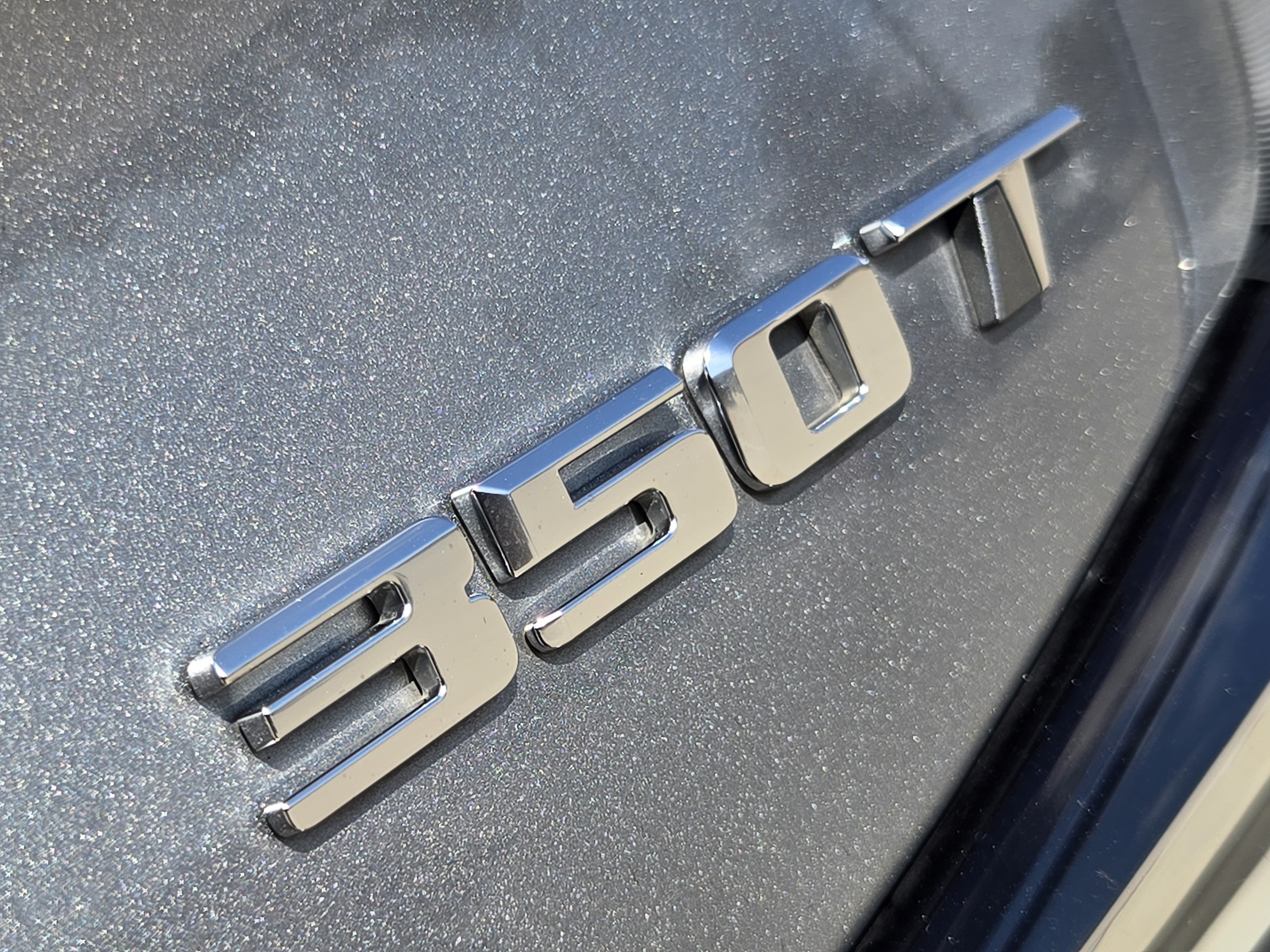 Used 2024 Cadillac XT4 Sport w/ Cold Weather Package FWD image 32