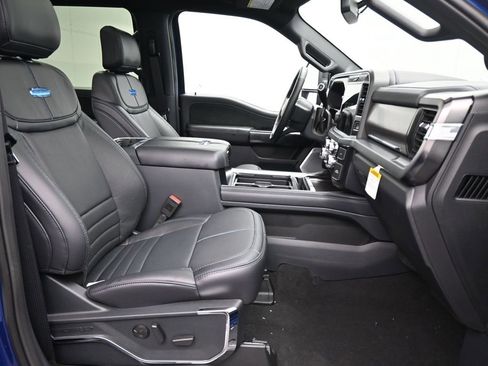 New 2026 Ford F250 Platinum w/ Tremor Off-Road Package image 15