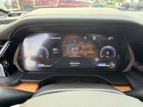 Used 2023 Jeep Grand Cherokee L Summit AWD/4WD image 26