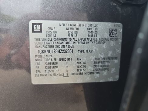 Used 2017 GMC Acadia SLT AWD/4WD image 30
