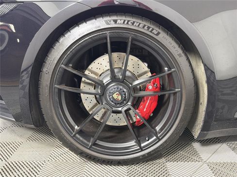 Used 2022 Porsche 911 Carrera GTS RWD image 17