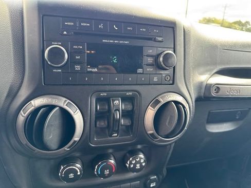 Used 2013 Jeep Wrangler Unlimited Sport AWD/4WD image 11
