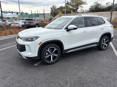 New 2025 Volkswagen Tiguan SE