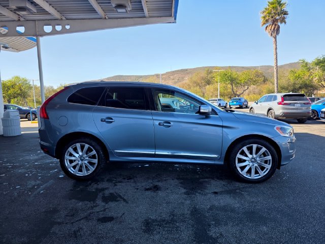 Used 2017 Volvo XC60 T5 Inscription w/ Advanced Package AWD/4WD image 8