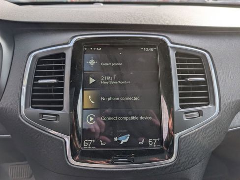 Used 2020 Volvo XC90 T5 Momentum w/ Protection Package image 17