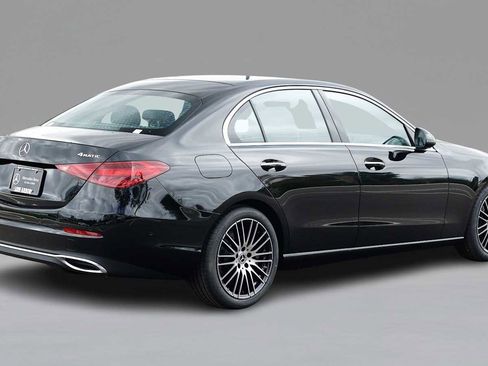 Used 2026 Mercedes-Benz C 300 4MATIC Sedan image 5