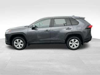 Used 2023 Toyota RAV4 LE video 2