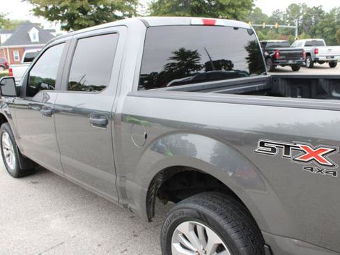 Used 2018 Ford F150 XL w/ Equipment Group 101A Mid AWD/4WD image 12