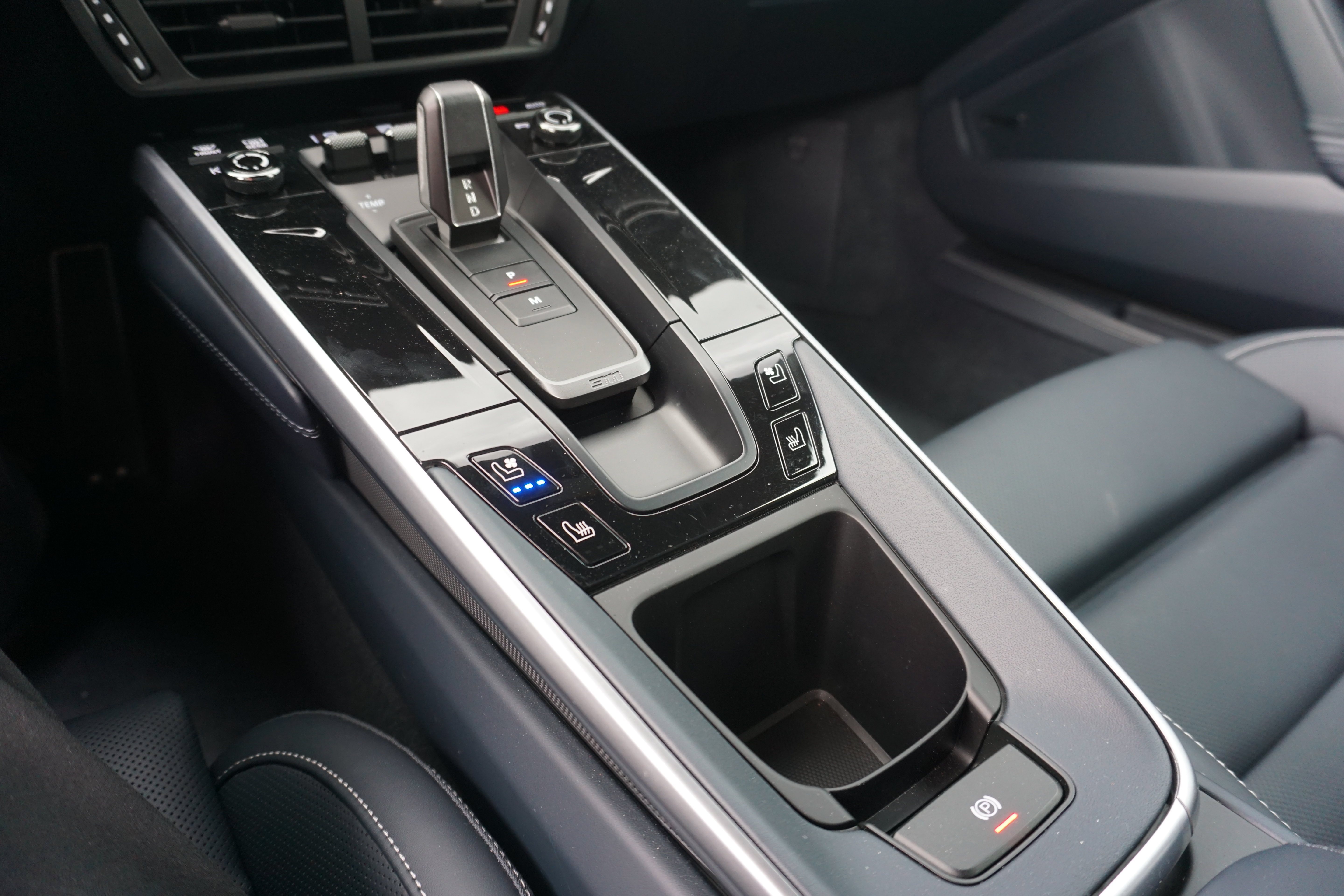 Certified 2025 Porsche 911 Carrera S RWD image 17