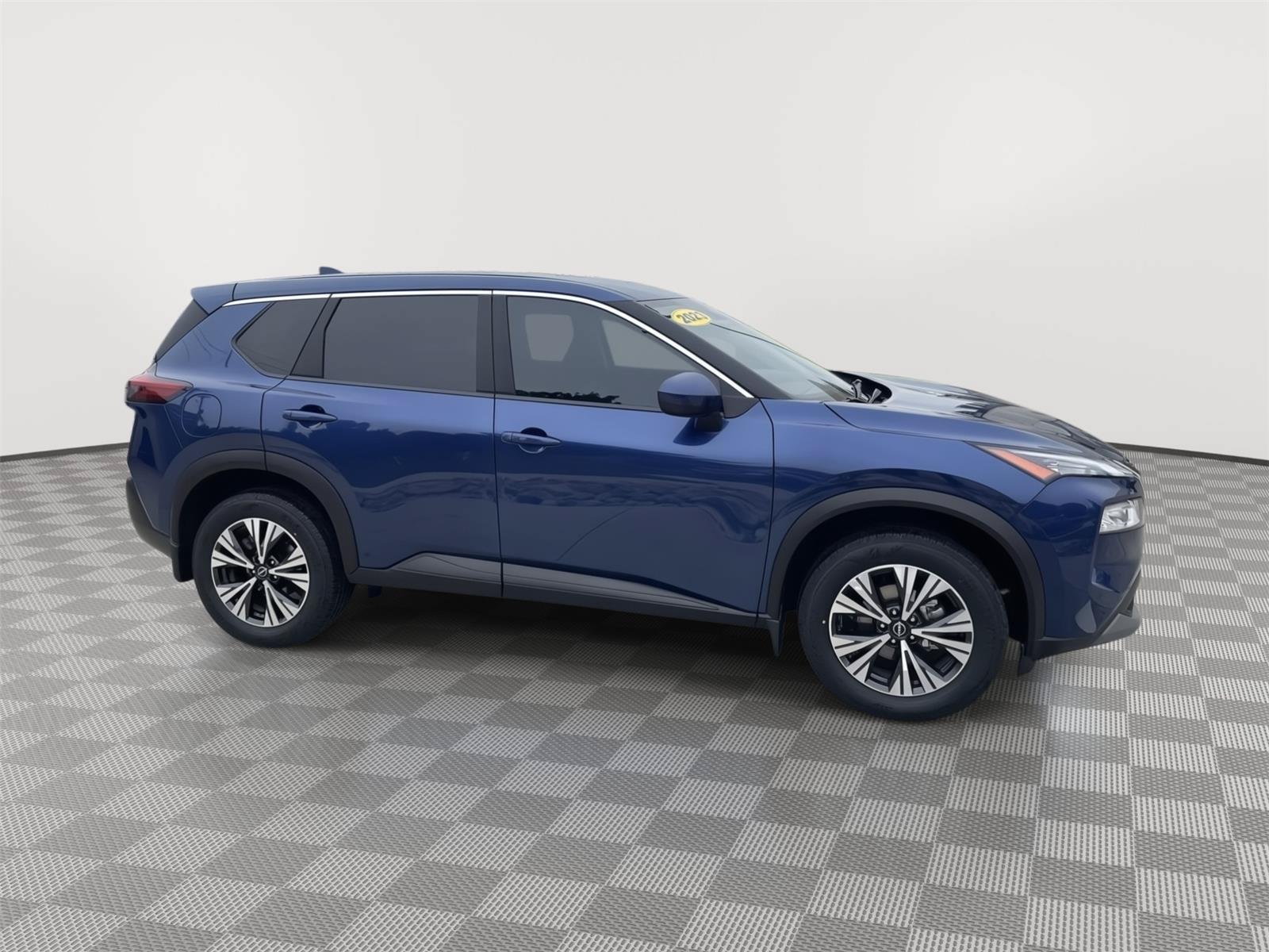 Used 2023 Nissan Rogue SV FWD image 3