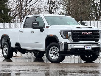 New 2026 GMC Sierra 3500 Pro w/ 1SA Pro Safety Plus Package