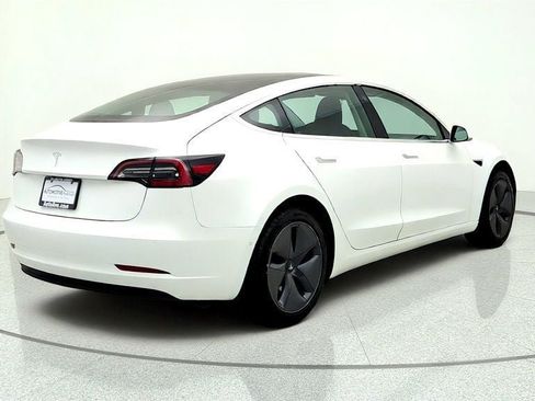 Used 2020 Tesla Model 3 Standard Range Plus RWD image 5