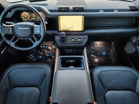 Certified 2024 Land Rover Defender 130 X image 26